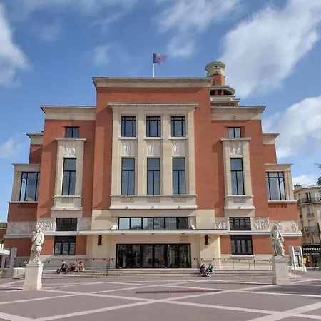 Paris-Montrouge Magnifique Appartement 3 Pieces De 75M2 Avec Parking - Tres Cosy Pour 1 - 8 Personnes Refait A Neuf -Entire Apartment Luxurious And Warm -Montrouge Paris 14Eme - Proche Aeroport Orly Parc Expositions Porte De Versailles Free Wifi Grat Exterior photo