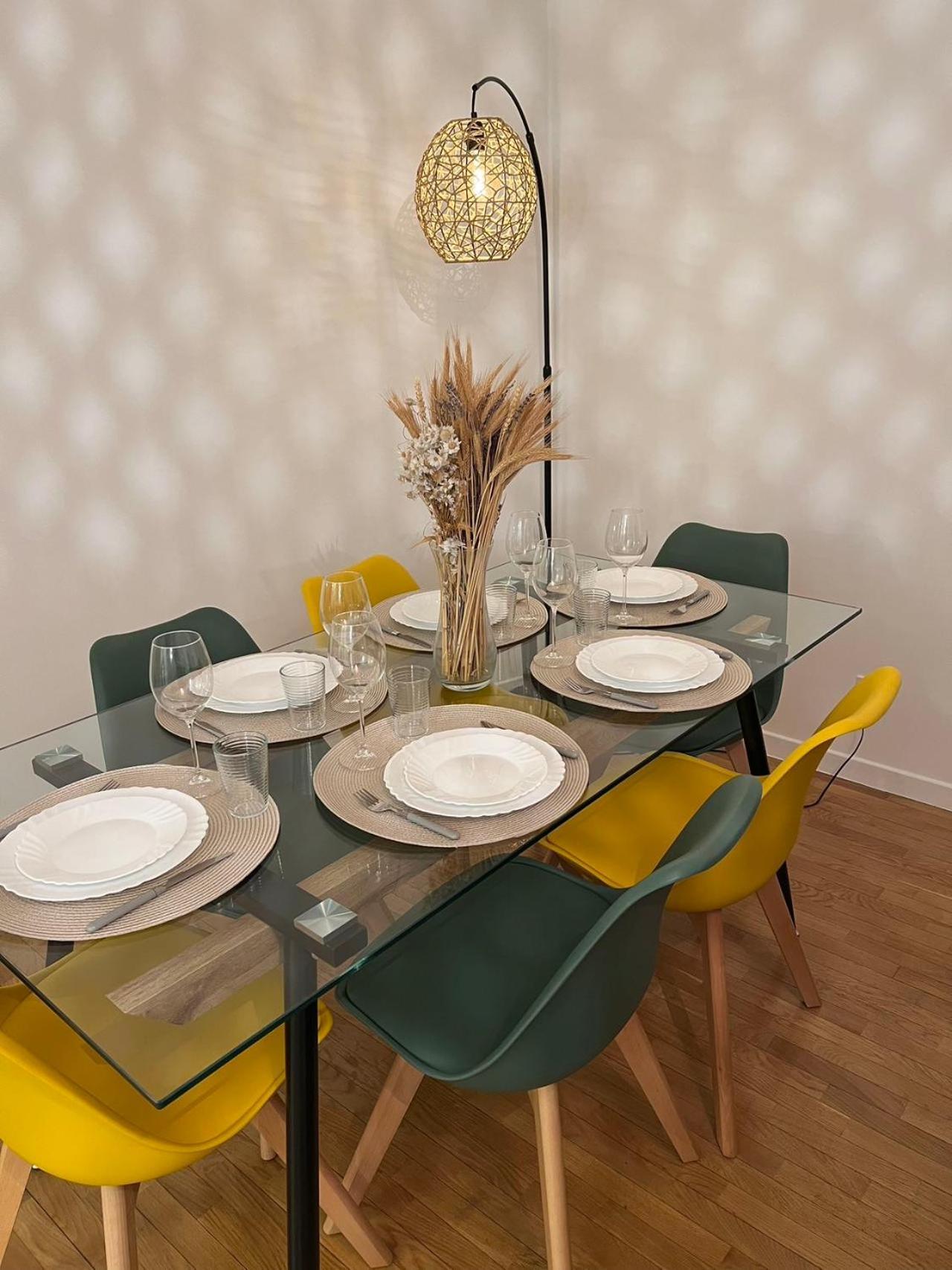 Paris-montrouge Magnifique 3 Pieces De 75m2 Avec Parking - Tres Cosy Pour 1 - 8 Personnes Refait A Neuf -entire Luxurious And Warm -montrouge Paris 14eme - Proche Aeroport Orly Parc Expositions Porte De Versailles Free Wifi Grat