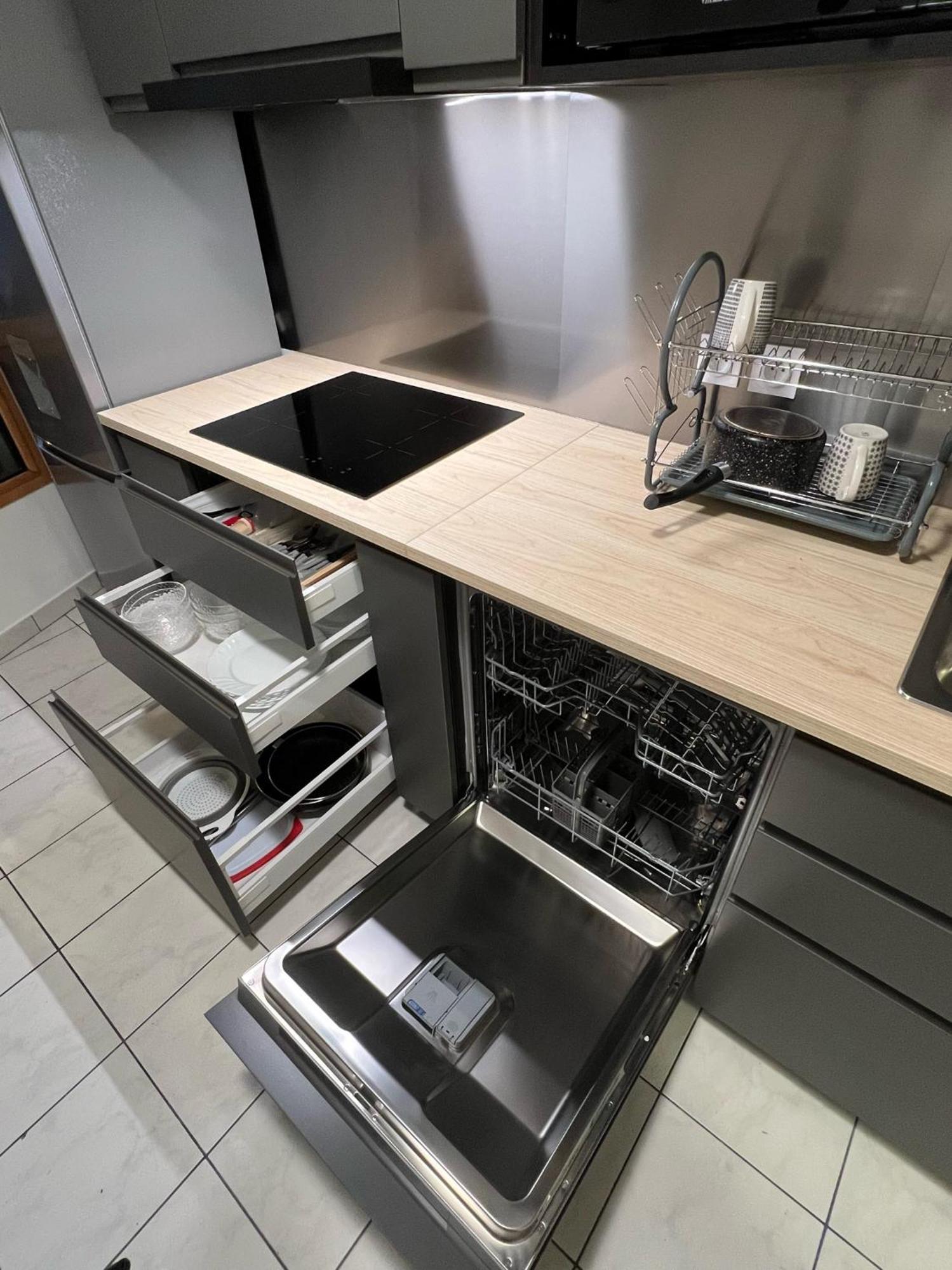 Paris-montrouge Magnifique 3 Pieces De 75m2 Avec Parking - Tres Cosy Pour 1 - 8 Personnes Refait A Neuf -entire Luxurious And Warm -montrouge Paris 14eme - Proche Aeroport Orly Parc Expositions Porte De Versailles Free Wifi Grat *