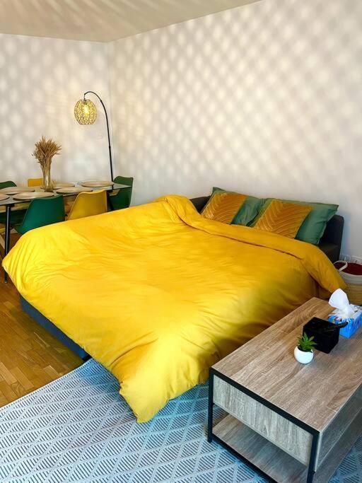 Paris-montrouge Magnifique 3 Pieces De 75m2 Avec Parking - Tres Cosy Pour 1 - 8 Personnes Refait A Neuf -entire Luxurious And Warm -montrouge Paris 14eme - Proche Aeroport Orly Parc Expositions Porte De Versailles Free Wifi Grat *
